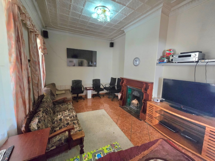 5 Bedroom Property for Sale in Bethlehem Free State